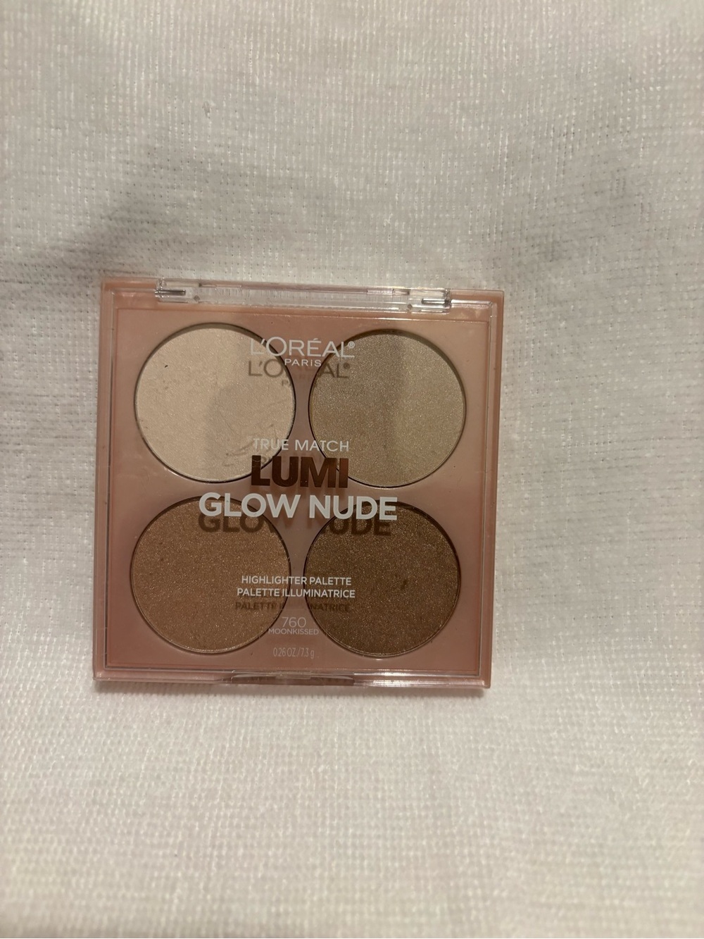 New L’Oréal Paris true match lumi glow nude highlighter palette 760 moon kisses